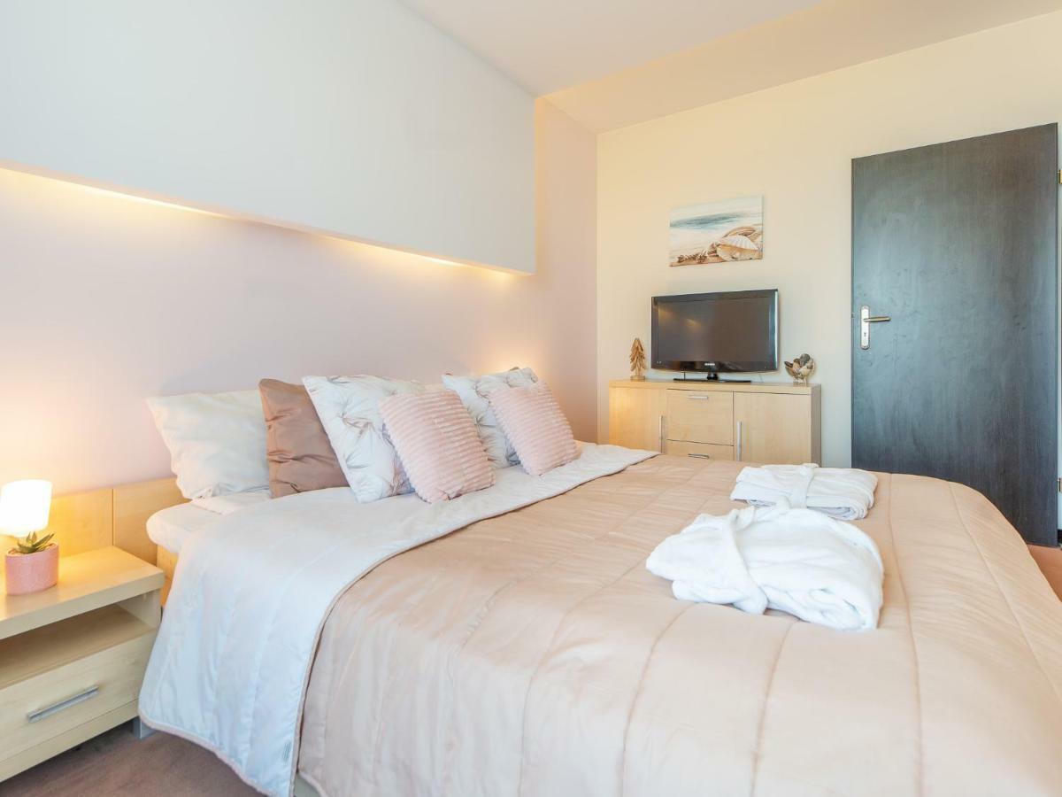 Apartamenty Prywatne W Hotelu Przy Plazy Diva Kolobrzeg Exterior photo