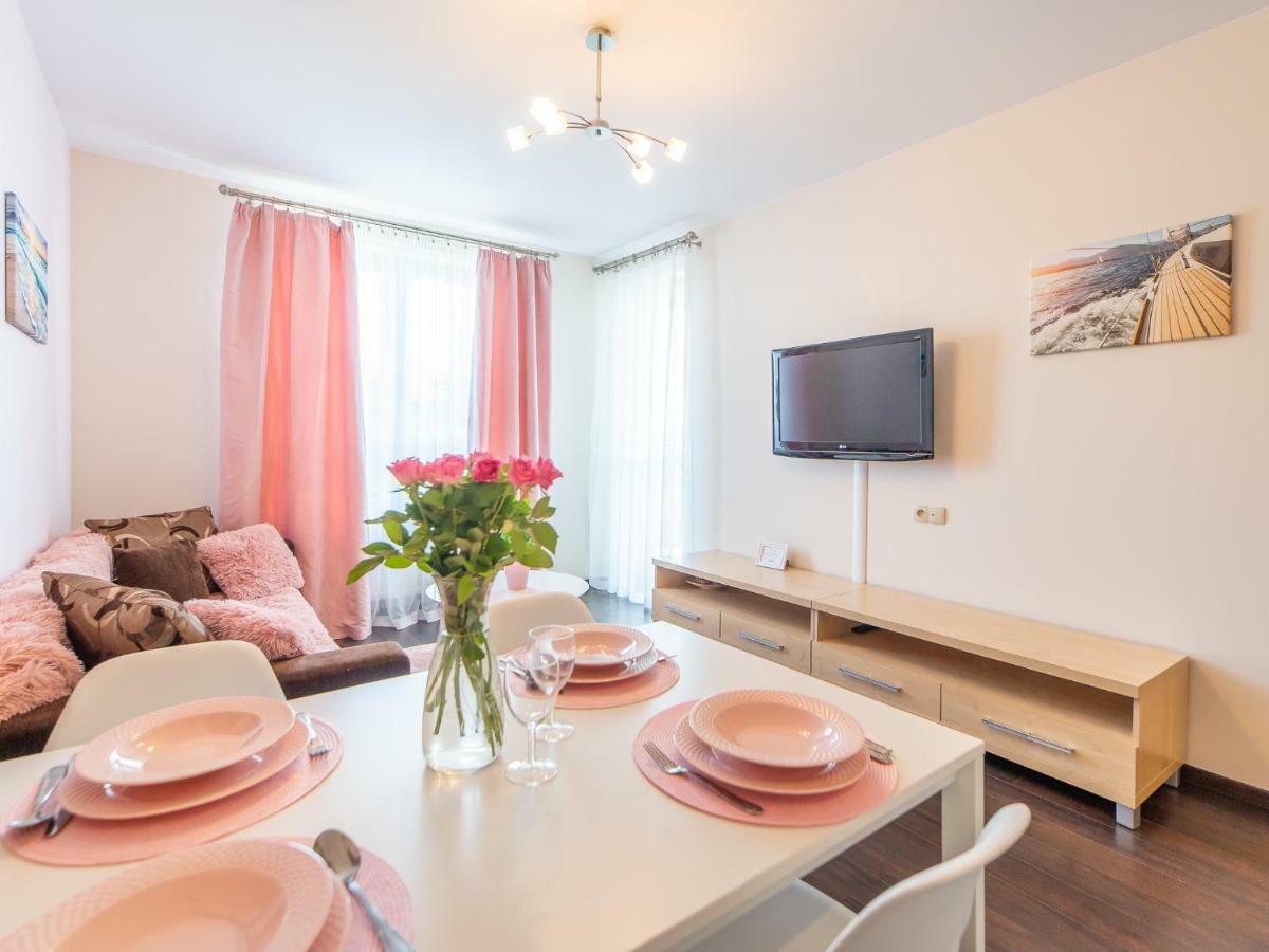 Apartamenty Prywatne W Hotelu Przy Plazy Diva Kolobrzeg Exterior photo